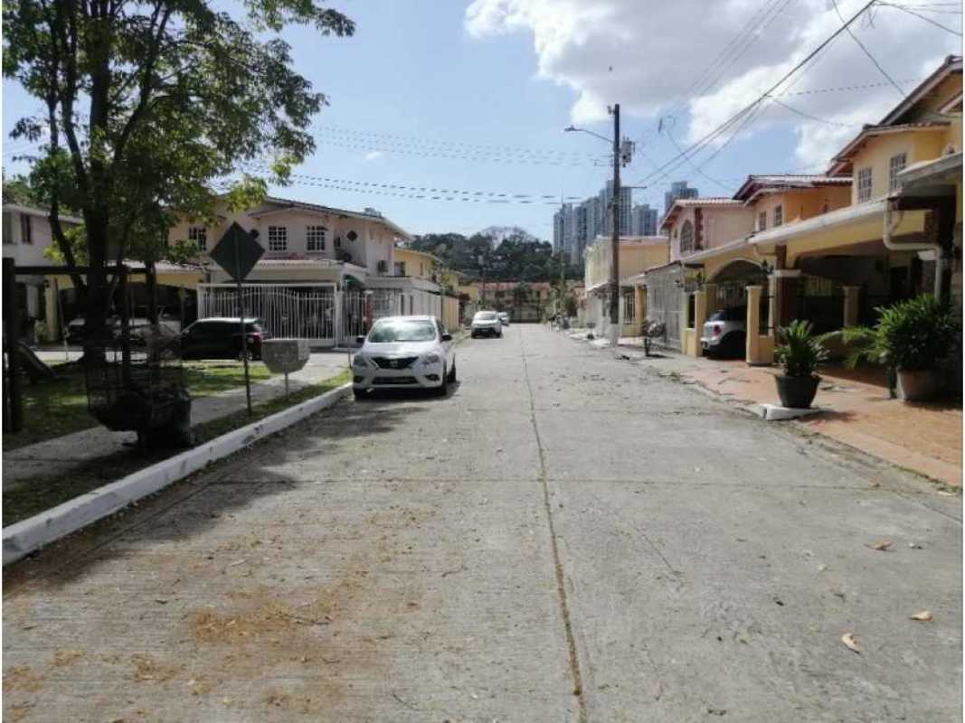 Two-story Mediterranean style townhomes with gated patios in suburban Quintas Reales Panama City