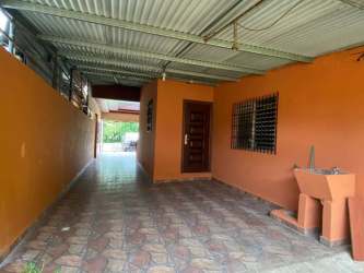 Covered patio driveway tiled floors and electric gate - home for sale David Panama