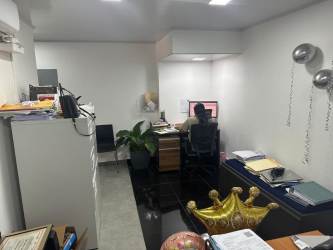 Flexible open area with workstations and LED lighting in office for rent Costa Verde Panama