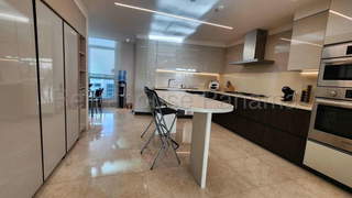 Apartment for Rent in Santa Maria - 4 bedrooms