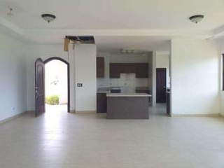 Single Family House for Sale in San Carlos - 4 bedrooms