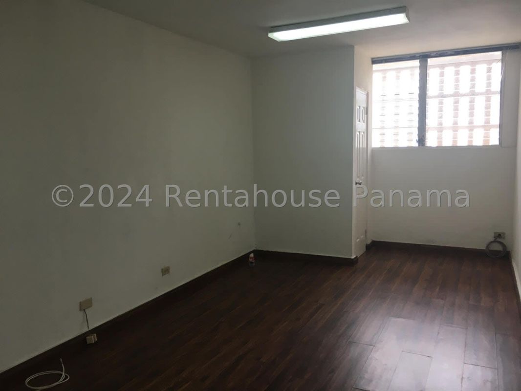 Lobby with elevator doors in 7-story commercial building in Obarrio Panama for sale
