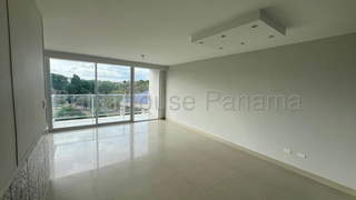 Apartment for Sale in Clayton - 3 bedrooms