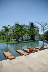 Bedroom with large window and natural light condo PH Rio Mar Panama