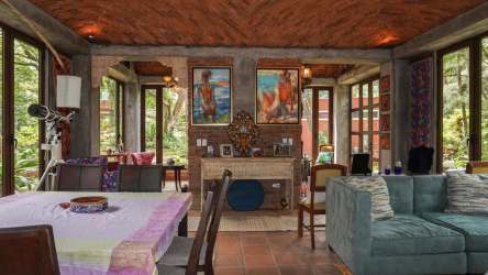 Spacious lodge bar and social event space Altos del María Panama