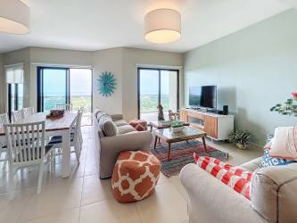 Luxury Beachfront 3BR Condo PH Vista Mar Golf Marina