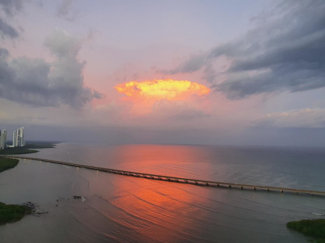 Rooftop infinity pool with Pacific Ocean backdrop at PH Pacific Village Coco del Mar Panama.