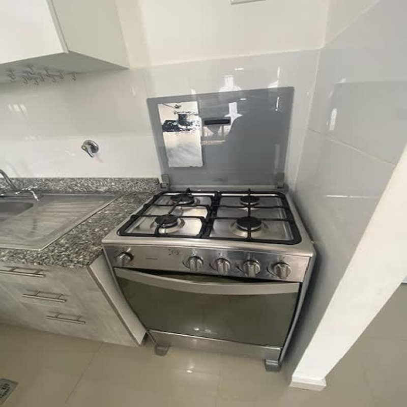 Bedroom with split air conditioning, built-in closet and TV wall mount at PH Diadema Panama City