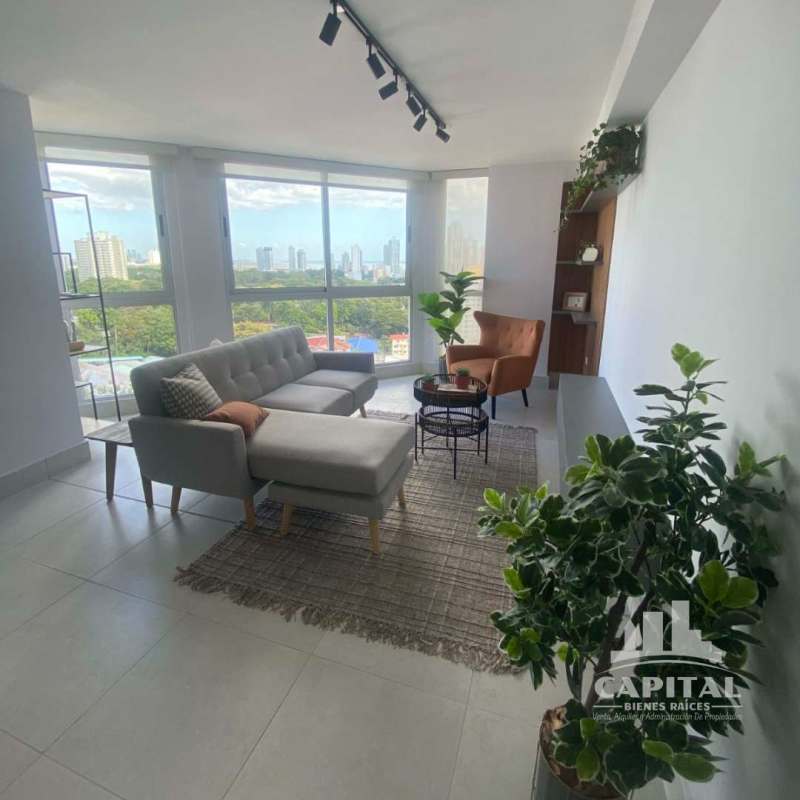 Lobby entrance and security checkpoint at PH Buona Carrasquilla Panama