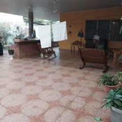 Commercial and Residential for Sale in 24 de Diciembre - 4 bedrooms