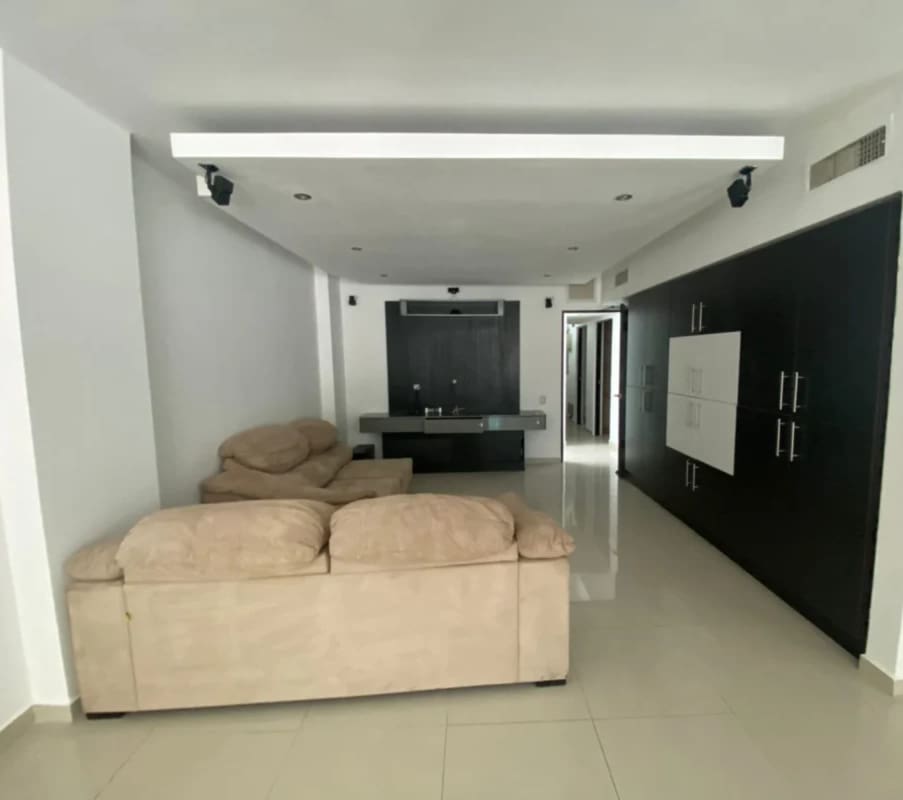 Luxury 5BR House with Pool in Costa Esmeralda Costa Sur