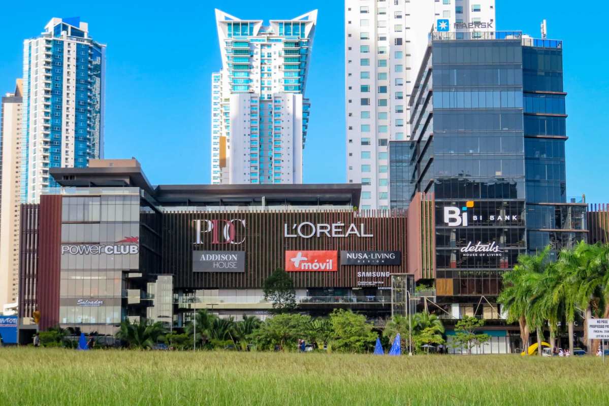 Modern Spacious Office for Rent Costa del Este Panama - View 10