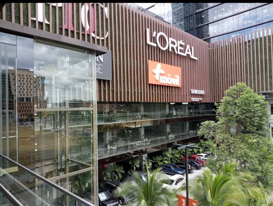 Modern Spacious Office for Rent Costa del Este Panama - View 9