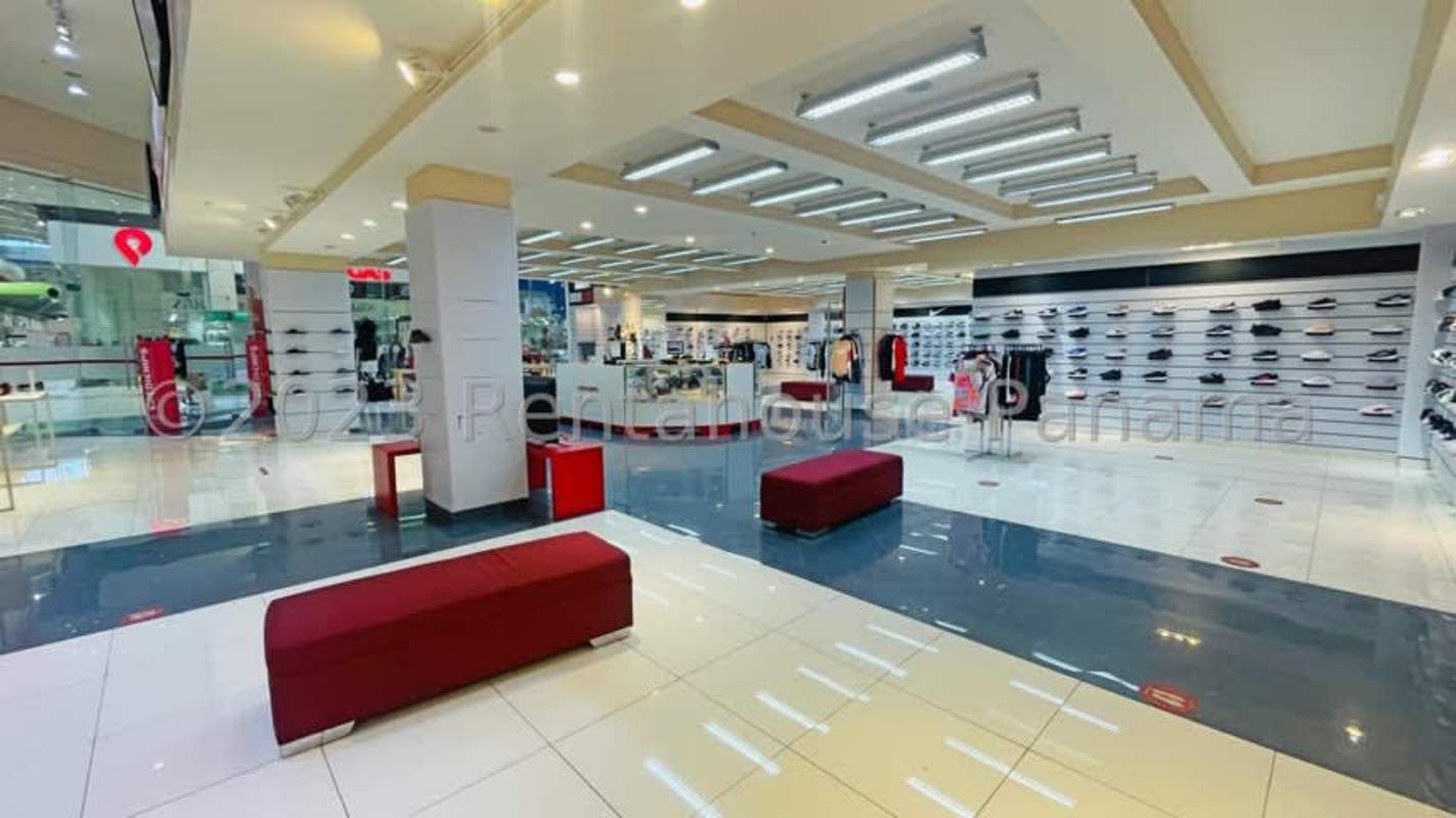 Modern commercial unit with large display counters and glass kiosks in Panama