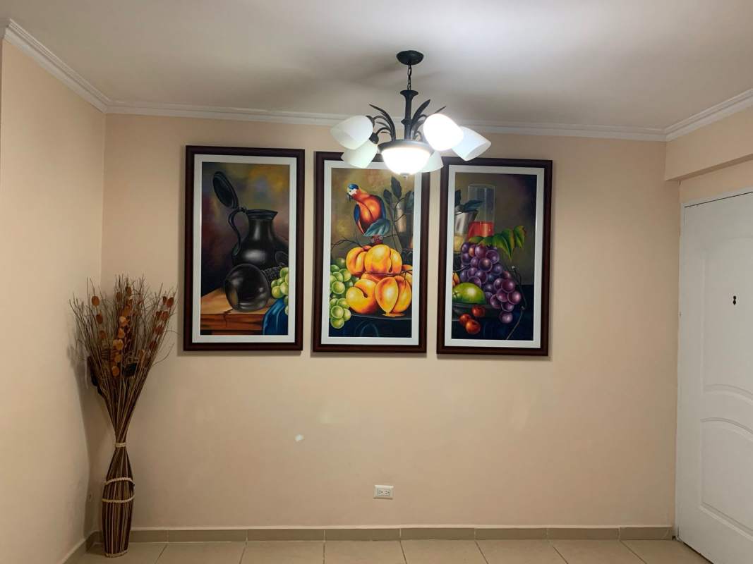 Built-in white closet with storage bedroom PH Mystic Hills El Crisol Panama