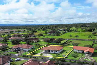 Single-family Home for Sale in Alto Boquete - 3 bedrooms