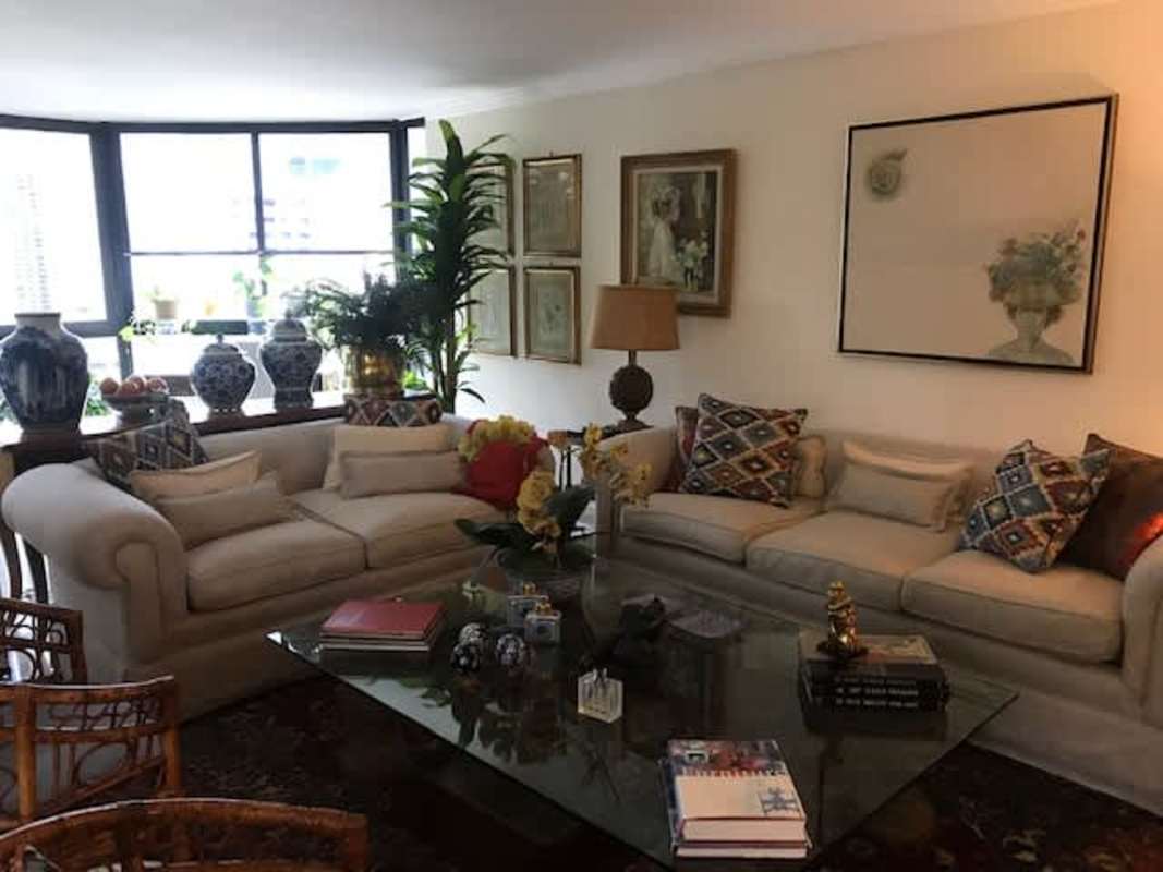 Spacious 2BR Apartment PH El Cenit La Cresta Bella Vista