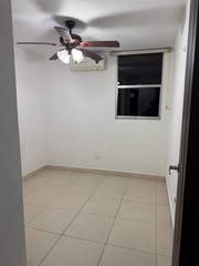 Apartment for Rent in Victoriano Lorenzo - 3 bedrooms