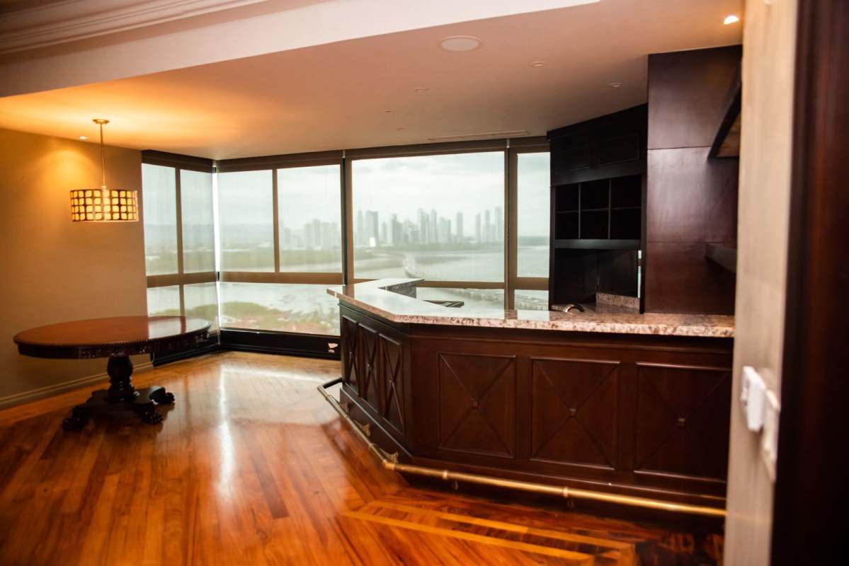 Large panoramic windows Coco del Mar condo oceanfront PH Panamar marble floor