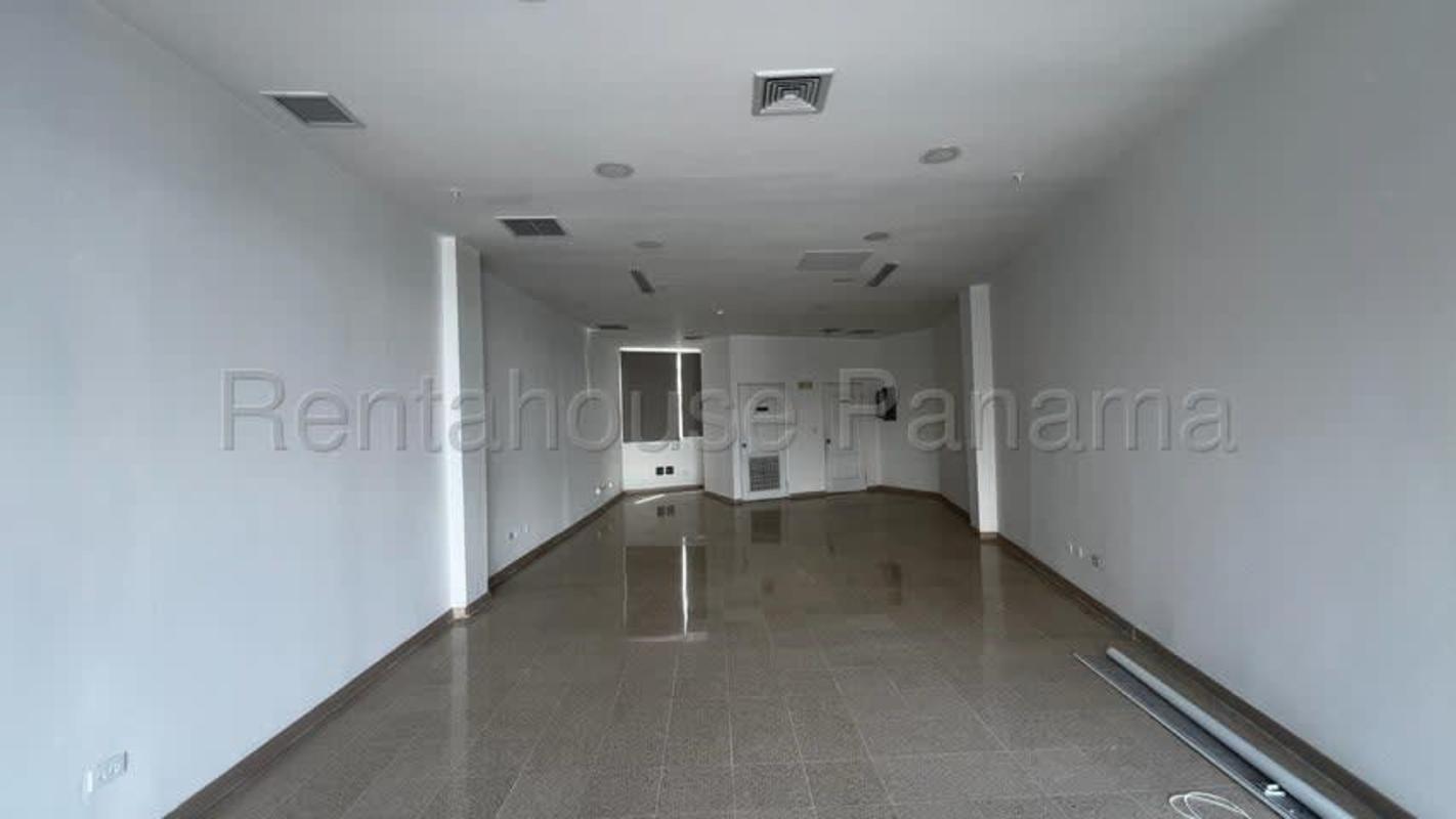 Minimalist private bathroom in commercial space Costa del Este Panama