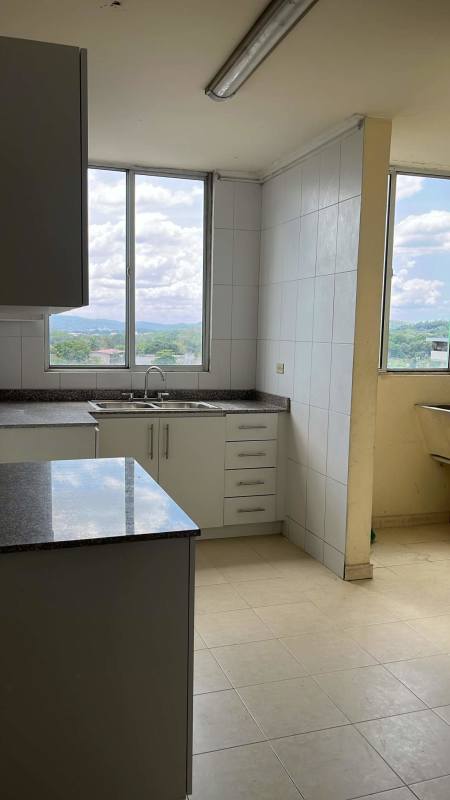 Living room with city view balcony in PH Plaza 77 Panama