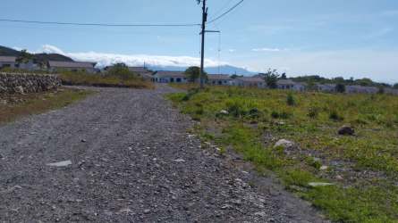 Dirt and gravel road leading to land for sale natural surroundings Las Trancas Boquete