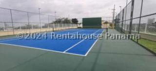 House for Sale in San Antonio - 3 bedrooms