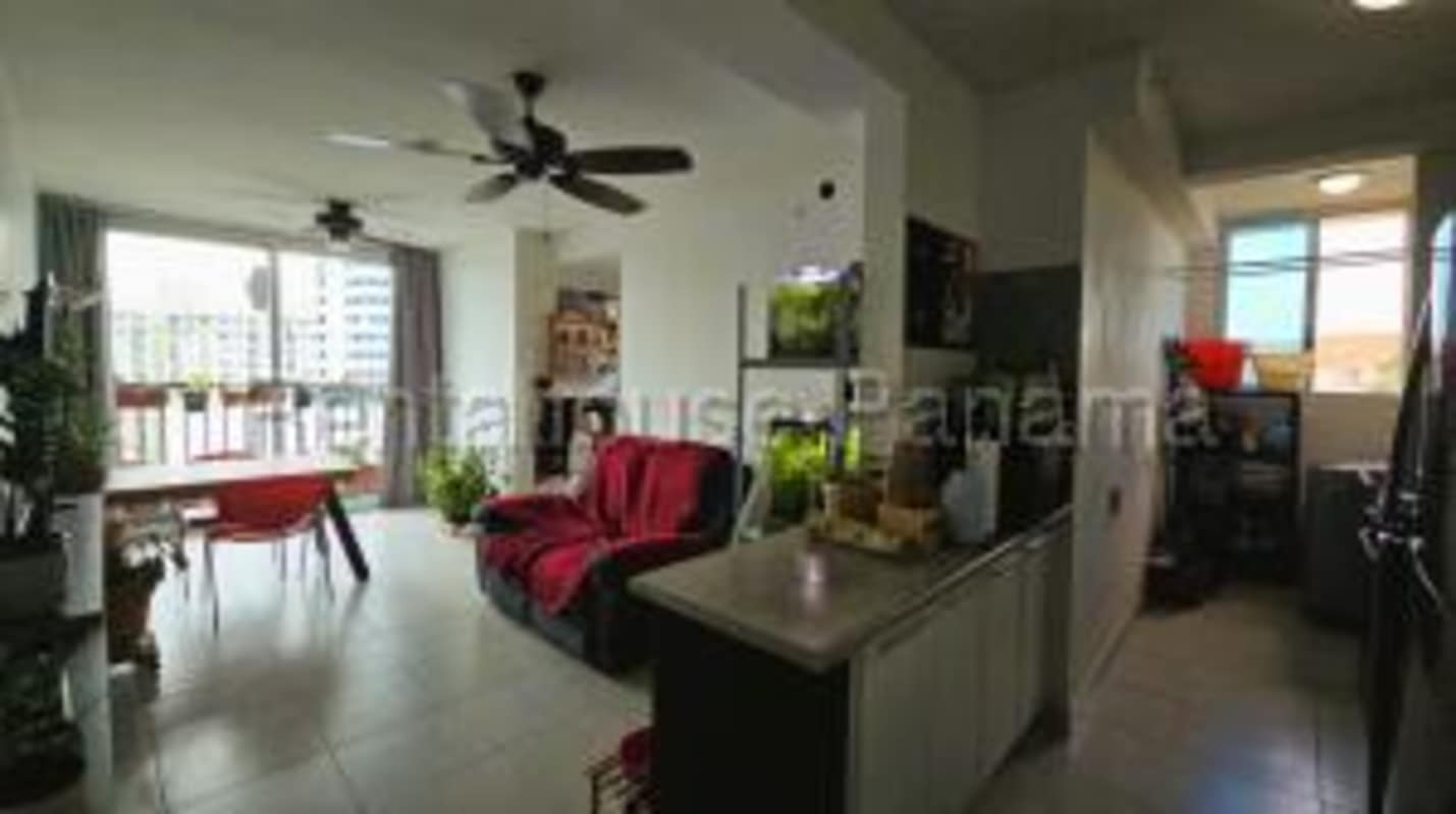 Living area with access to balcony showing city views PH Ilo Juan Díaz Panama
