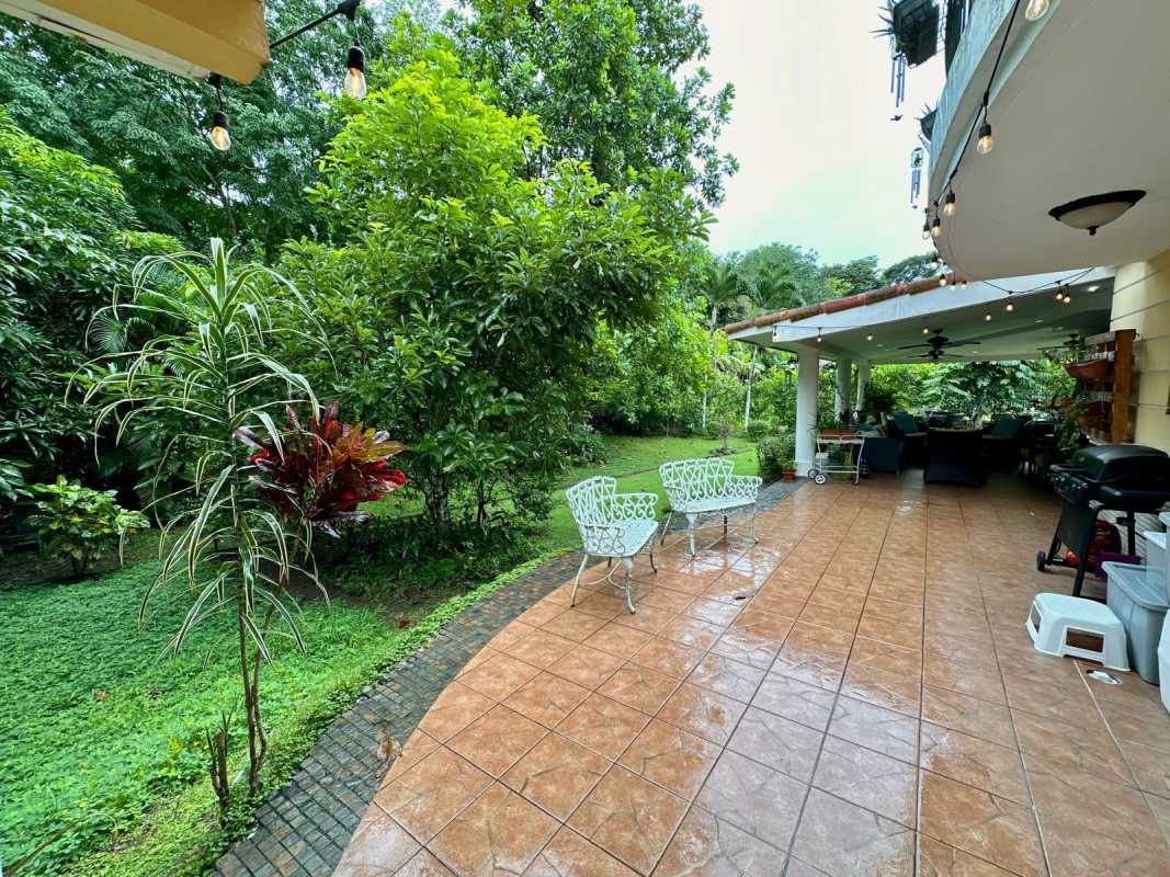 Mediterranean style large family estate with tennis court and landscaped garden in El Dorado Panama