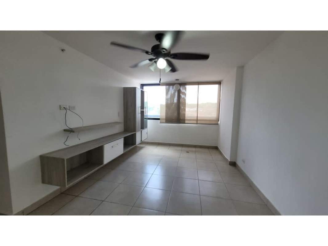 Bright bedroom with built-in closet and tile floors in Condado Country Club Panama