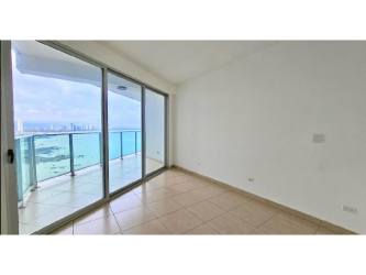 Spacious glass balcony with panoramic ocean and city views at PH Oasis Punta Pacífica Panama