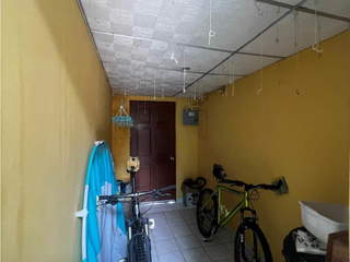 Single Family House for Sale in San Antonio - 4 bedrooms