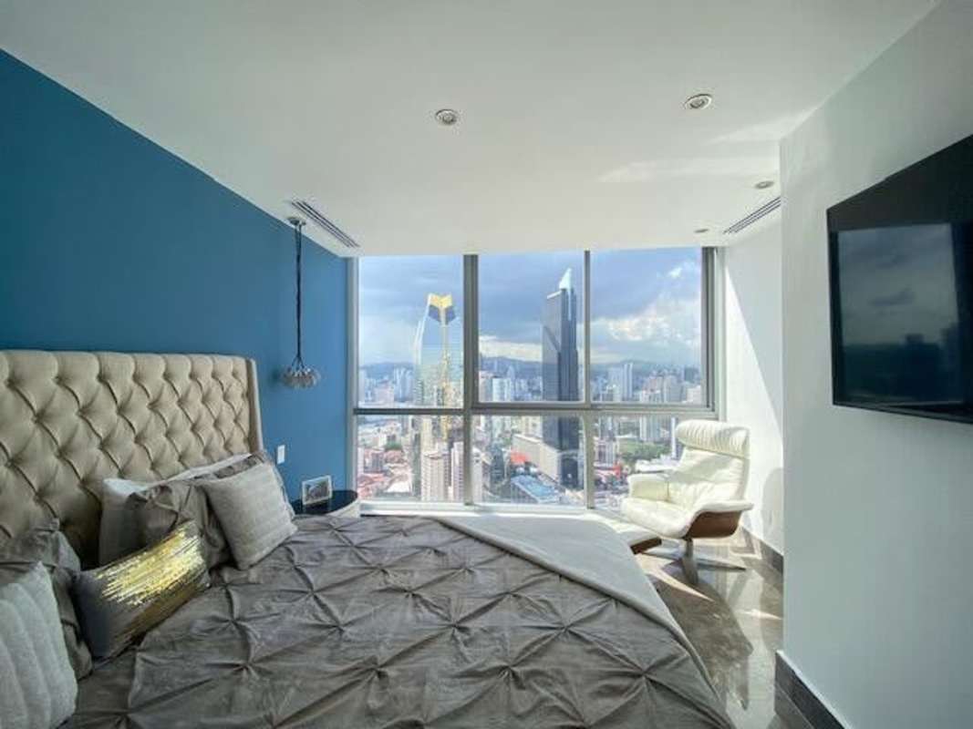 Modern bathroom with double sinks, glass shower at Yoo & Arts Panama City