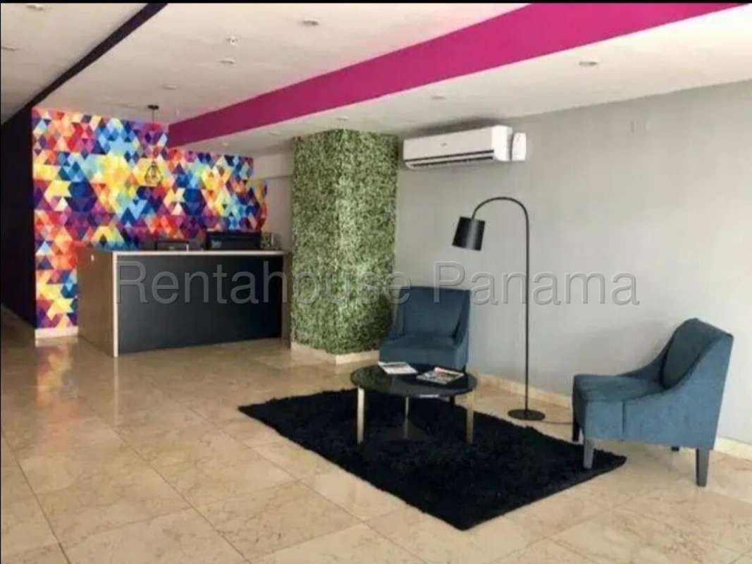 Laundry area with washer dryer utility sink in PH Rainbow Tower Panama