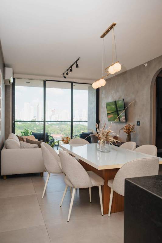 Covered rooftop padel court panoramic city views PH Victory Wellness Coco del Mar Panama