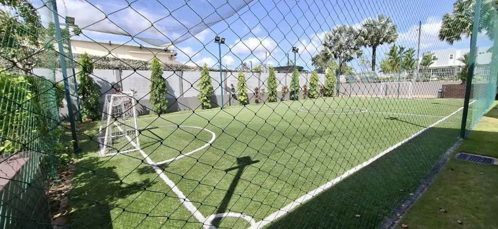 Mini soccer field with enclosure net in PH Victoria Villa Zaita Panama City