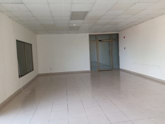 Retail storefront glass frontage corner unit in La Chorrera Plaza Las Palmas