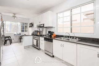 Detached Luxury Home for Sale in Juan Díaz - 4 bedrooms