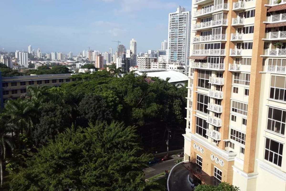 Exterior of PH Yoo Panama luxury skyscraper with balconies, skyline views