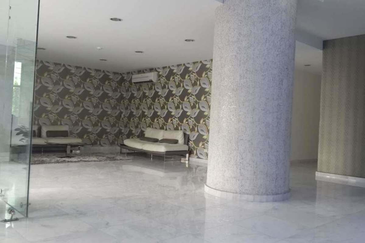Designer lobby with luxury furnishings PH Yoo Panama Bella Vista
