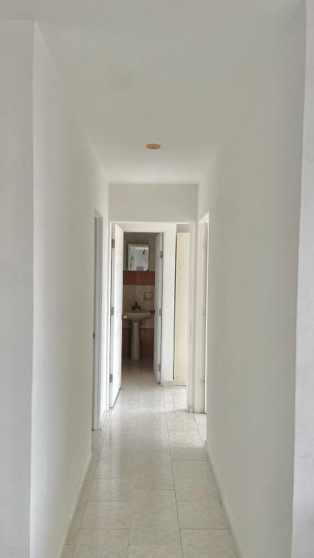 Furnished 2BR Apartment with Pool and Balcony in Park Place, Parque Lefevre