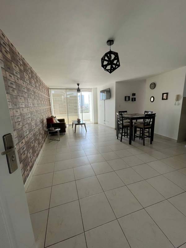 Modern kitchen with granite countertops, appliances and tile floor PH Central Park Panama