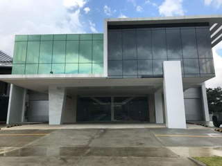 Commercial Warehouse with Offices for Rent in Parque Lefevre - 0 bedrooms