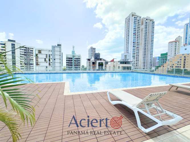 Infinity rooftop swimming pool with city and ocean view Quartier Boutique Coco del Mar Panama City