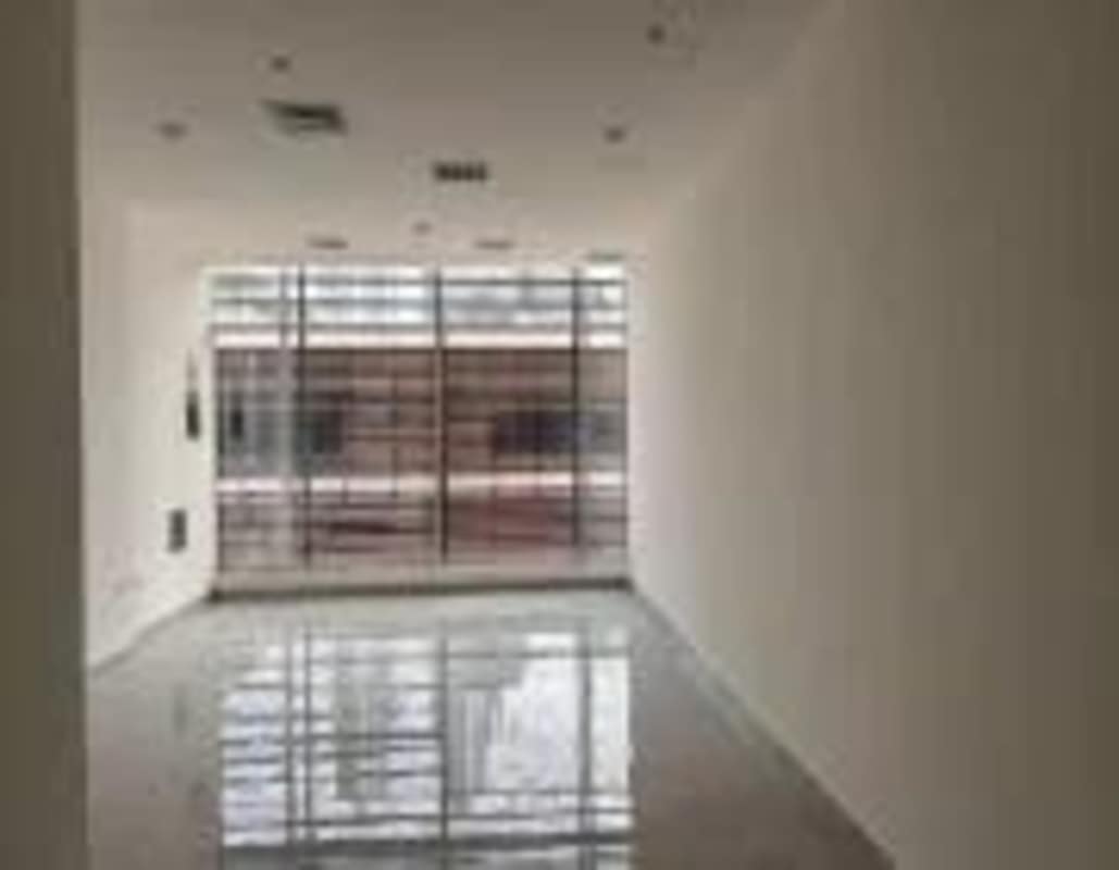 Patient waiting area in Town Center Costa del Este Torre Arboleda lobby