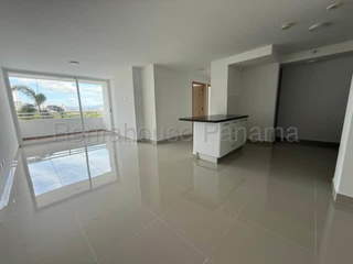 Apartment for Sale in San Francisco - 3 bedrooms