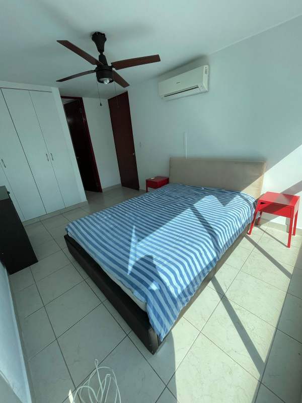 Furnished 2BR Apartment with Balcony PH Central Park 12 Octubre