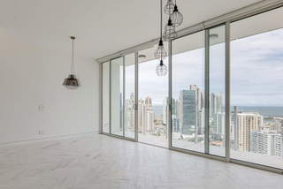 Apartment for Rent in Marbella - 3 bedrooms