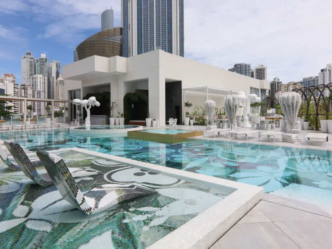 Infinity rooftop pool with skyline view at Wanders & Yoo Marbella Panama City
