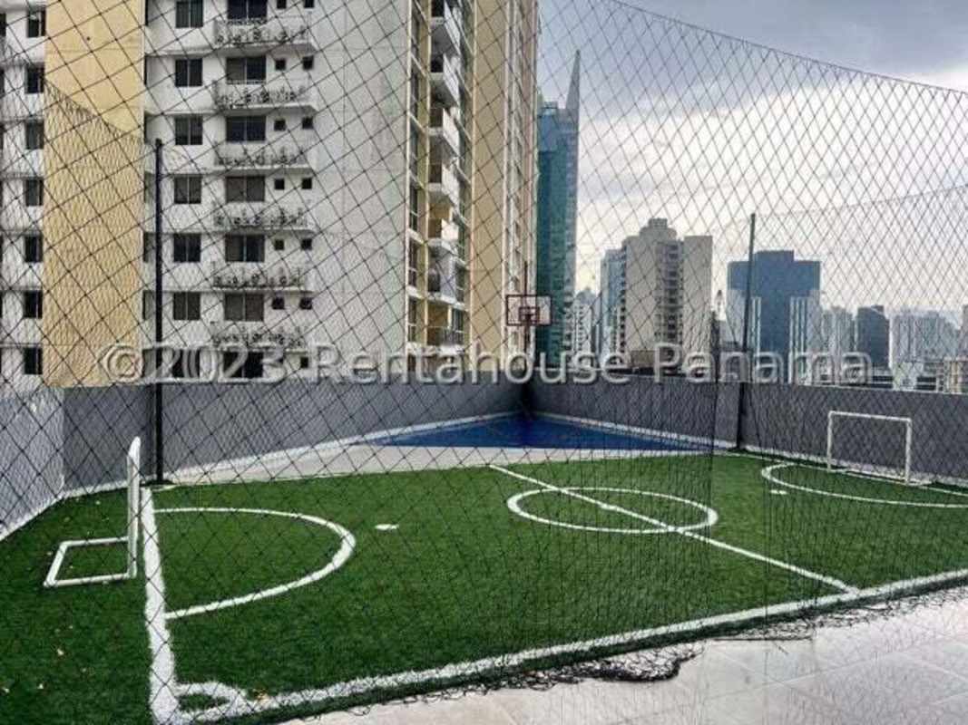 Bedroom modern closet air conditioning window city view PH Worldwide Plaza Panama